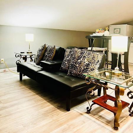 Loft Guest Suite 1 Bedroom Чарльстон Экстерьер фото